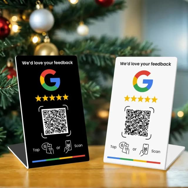 รหัส QR ที่ตั้งโปรแกรมได้ Nfc 215 การ์ดรีวิว Google ตารางสถานี NFC รีวิวของ Google แสดงการ์ดดัดวงเล็บแบรนด์ยืน