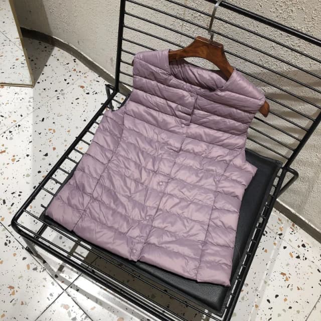 หญิง 90% เป็ดสีขาวลงUltraน้ําหนักเบาPackable Warm Down Linerเสื้อกั๊ก 2023 ใหม่ผู้หญิงแขนกุดPuffer Jacket