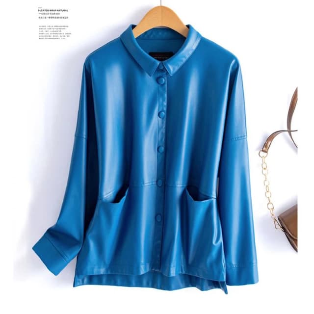 เสื้อแจ็กเก็ตหนังแกะสำหรับผู้หญิงเสื้อโค้ทแบบสั้นมีกระเป๋าติดกระดุมปิดแบบเก๋ไก๋สำหรับสาวออฟฟิศผ่าข้างหนังแกะทรงหลวม