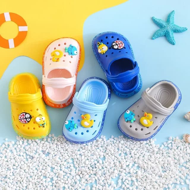 ฤดูร้อนเด็ก Garden Clogs รองเท้า Boys & Girls รองเท้าแตะชายหาดเด็กน้ําหนักเบา Breathable น่ารักการ์ตูนลื่นรองเท้าแตะเด็ก