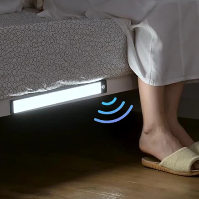 LED Motion Sensor Light Night Light ไร้สาย USB ภายใต้ตู้ Light สําหรับห้องครัวตู้ห้องนอนตู้เสื้อผ้า Sensor ในร่ม